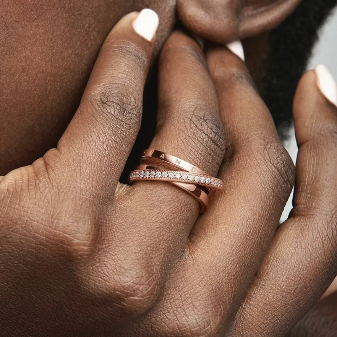 Pandora Anneau Triple Pavé Croisé Signature | Femme Bague