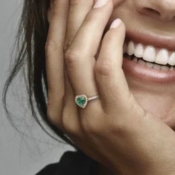 Pandora Bague Cœur Surélevé & cristal vert Timeless | Femme Bague