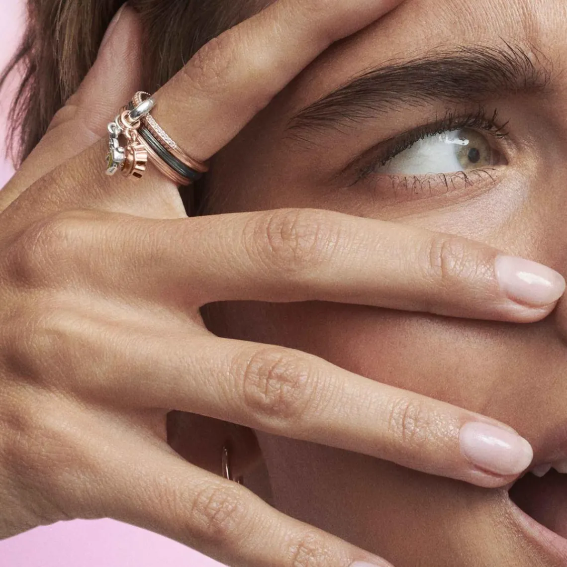 Pandora Bague ronde noire ME | Femme Bague