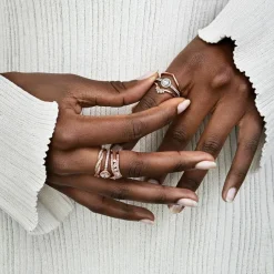 Pandora Bague Torsades Scintillante Timeless Métal doré à l’Or Rose fin 585/1000ᵉ | Femme Bague