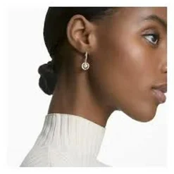 Swarovski Bijoux Boucles d'oreilles Swarovski 5504753 - Boucles d'oreilles métal rose rond strass blanc Femme | Femme Boucles D'Oreilles