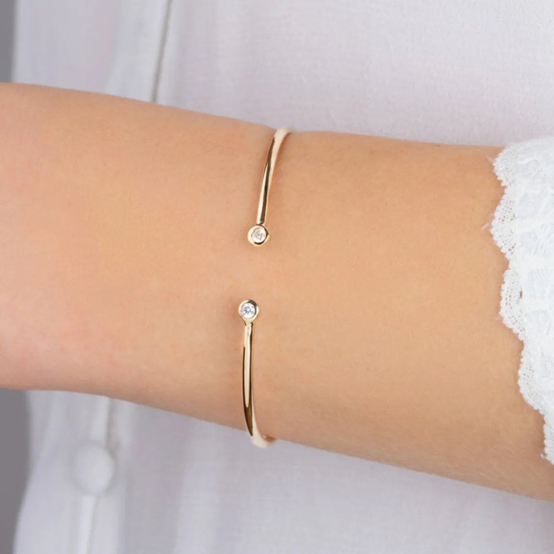 Maison de la Bijouterie Bracelet Jonc plaqué or oxyde de zirconium 56mm UWZ65656 | Femme Bracelet