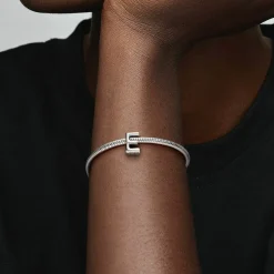 Pandora Charm Moments Alphabet Lettre E | Femme Charms