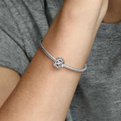 Pandora Charm Moments Infini Ajouré | Femme Charms