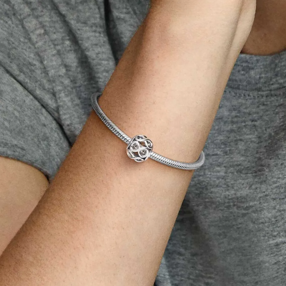 Pandora Charm Moments Infini Ajouré | Femme Charms