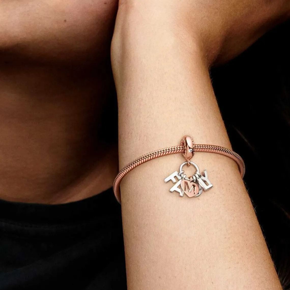 Pandora Charm Pendant Moments Lettres Family (Famille) | Femme Charms