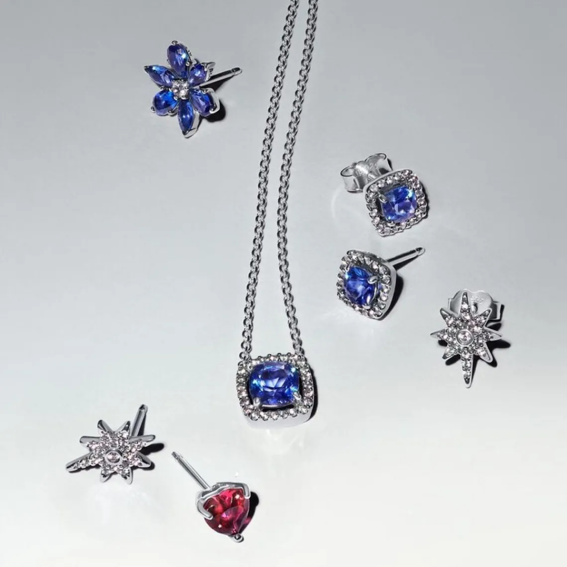 Pandora Clous d’Oreilles Halo Bleu Carré Scintillant | Femme Boucles D'Oreilles