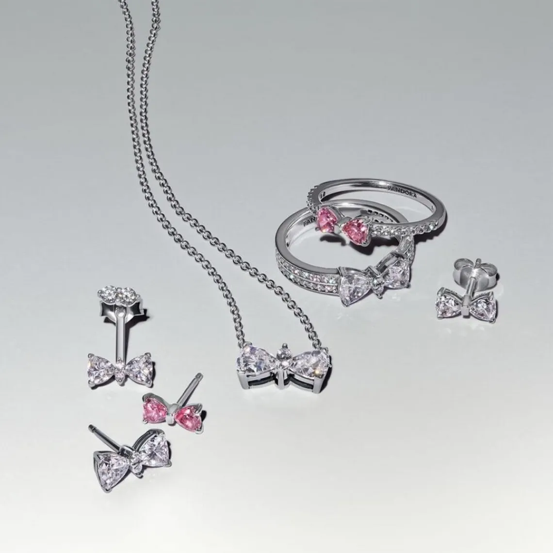 Pandora Clous d’Oreilles Nœud Scintillant Argent | Femme Boucles D'Oreilles