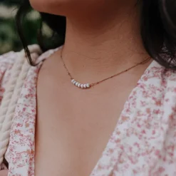 Sloya Collier Femme Piana en pierres Howlite | Femme Collier Et Pendentif