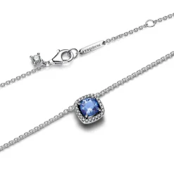 Pandora Collier avec Pendentif Halo Bleu Carré Scintillant | Femme Collier Et Pendentif