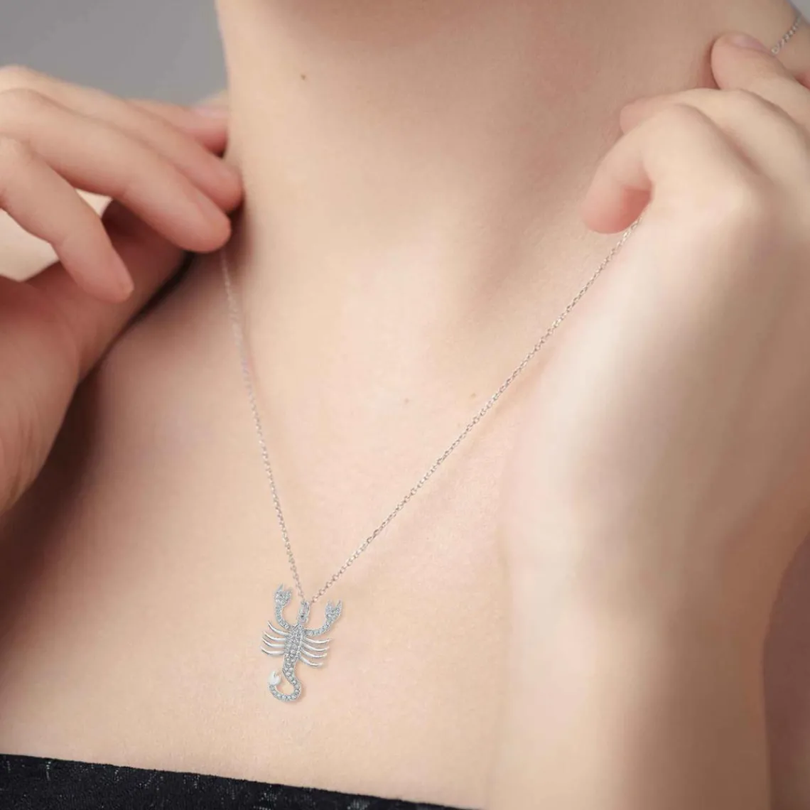 Athème Collier Femme B2425-SCORPION - Métal Argent | Femme Collier Et Pendentif