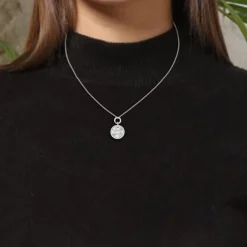 Lacoste Collier Femme Memento - 2040402 Acier Argent | Femme Collier Et Pendentif
