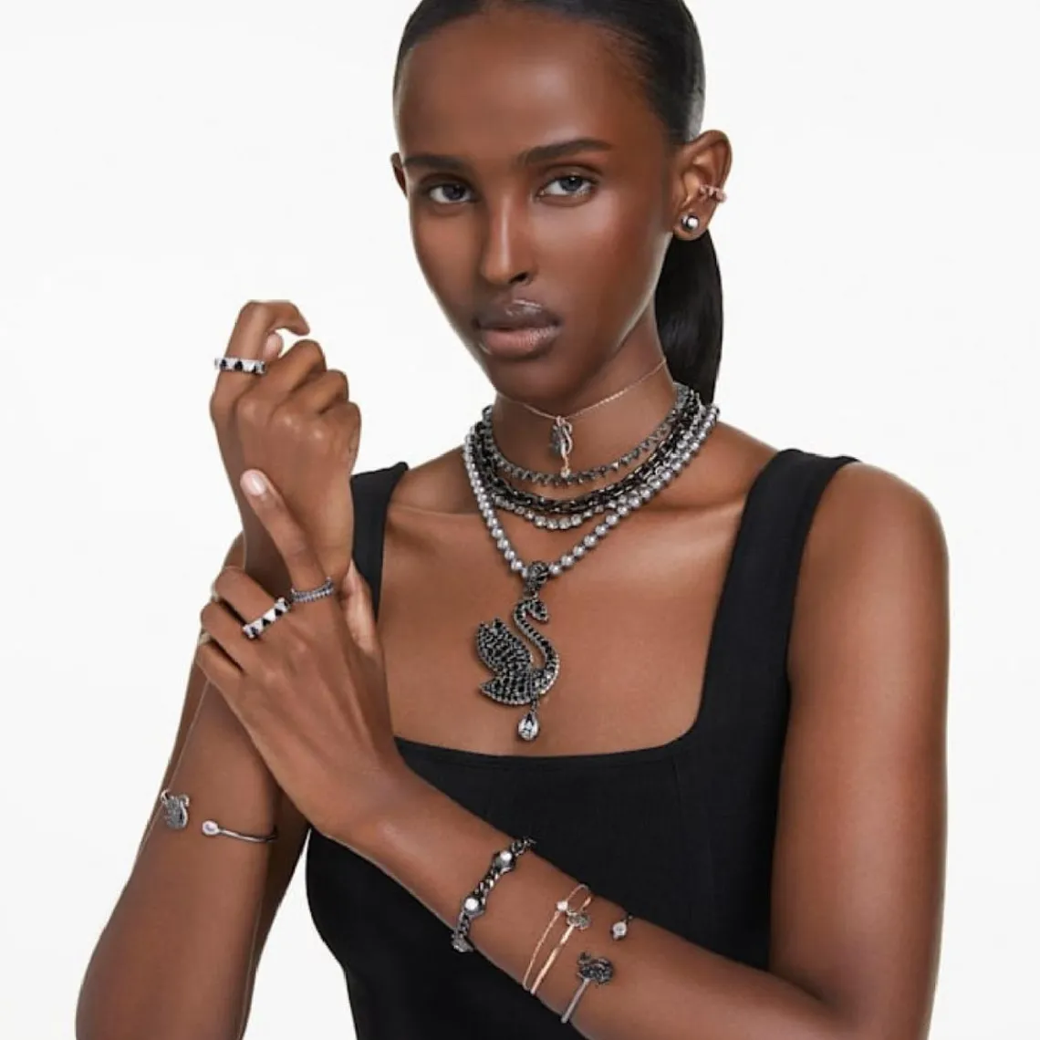 Swarovski Bijoux Collier Femme Swarovski Swan - 5678045 noir,doré rose | Femme Collier Et Pendentif