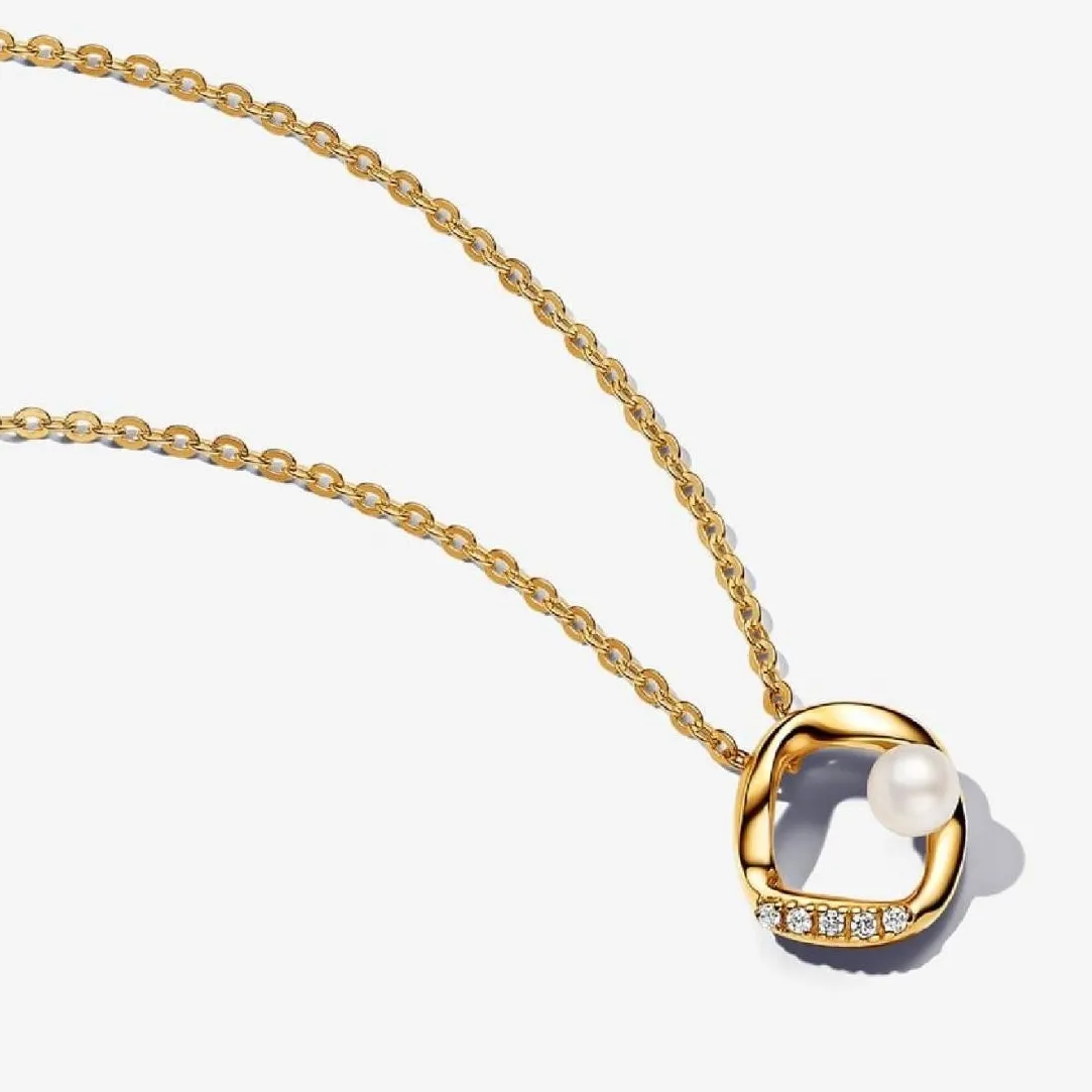 Pandora Collier plaqué or 14 carats avec perle d'eau douce de culture traitée blanche et zircon cubique transparent | Femme Collier Et Pendentif